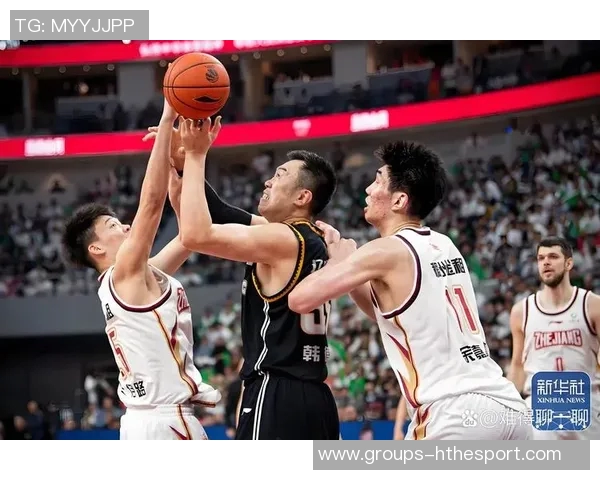 CBA广东队与辽宁队激战正酣赛场精彩瞬间回顾与分析 CBA广东队与辽宁队激战正酣赛场精彩瞬间回顾与分析